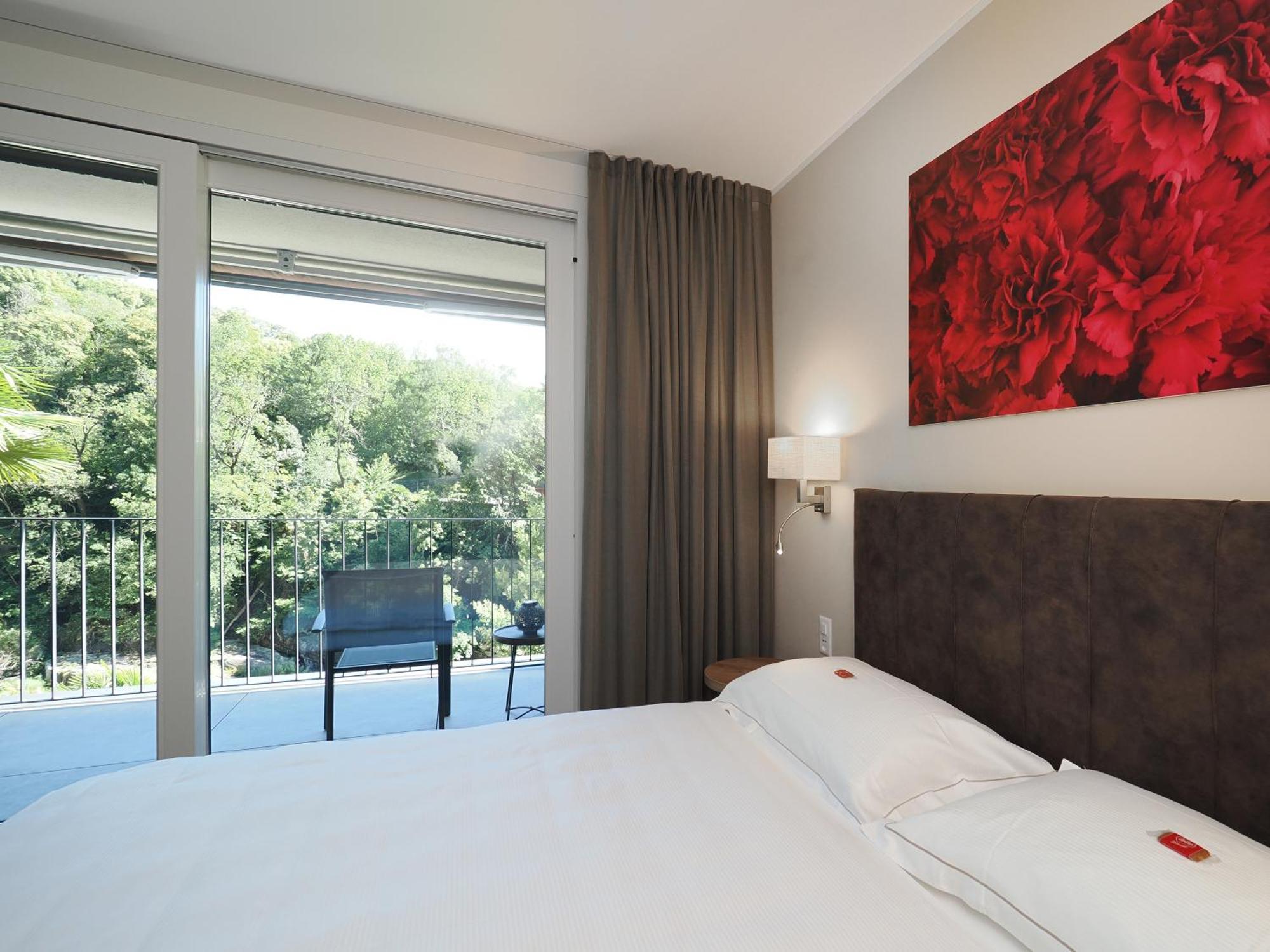 Ristorante Charme Hotel Tre Terre Ponte Brolla 外观 照片