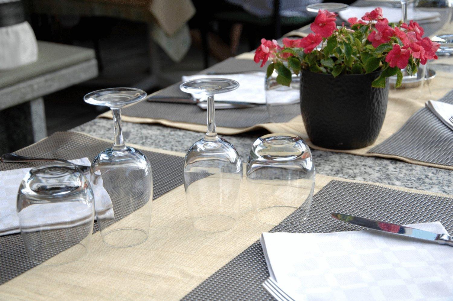 Ristorante Charme Hotel Tre Terre Ponte Brolla 外观 照片