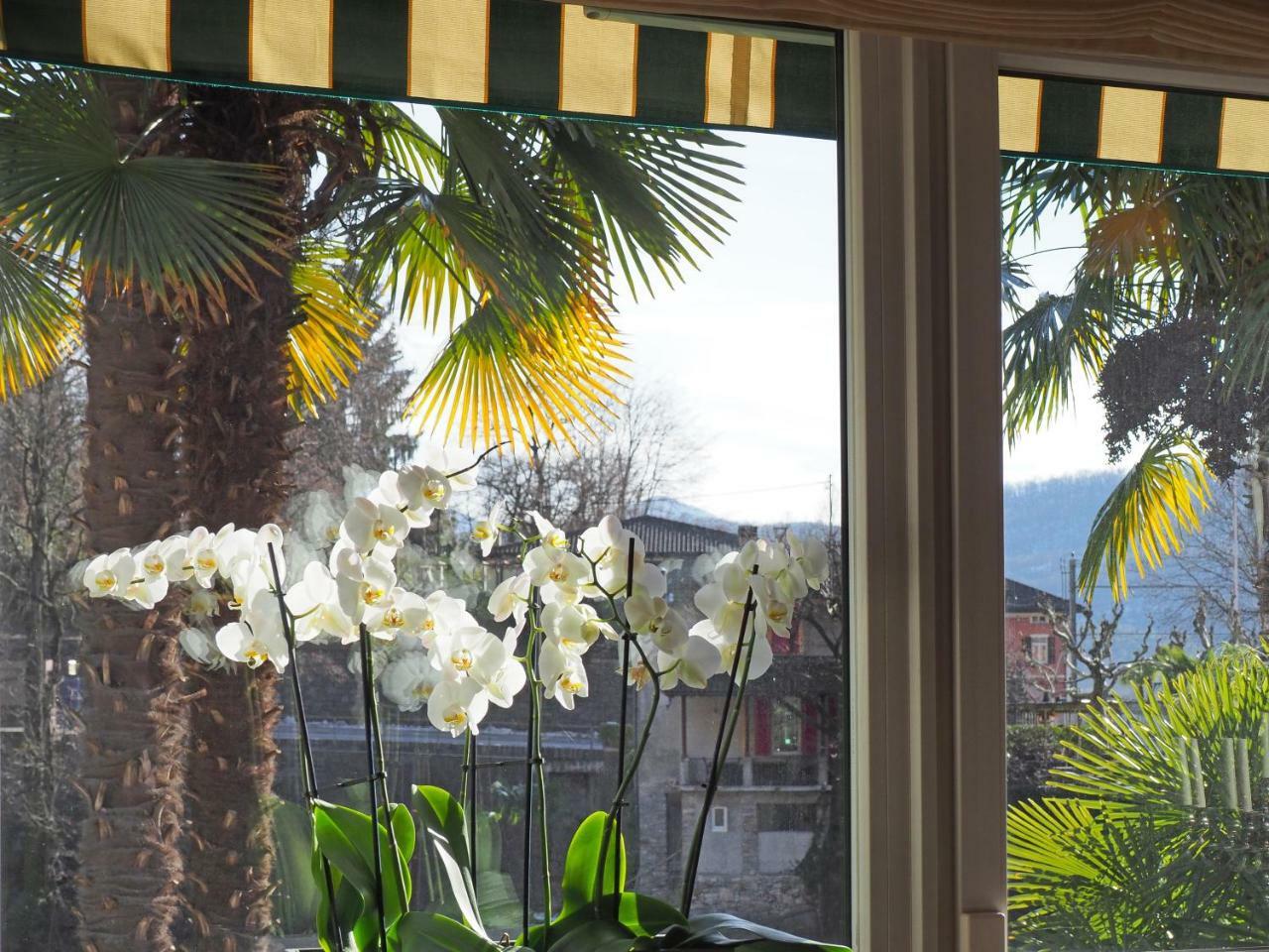 Ristorante Charme Hotel Tre Terre Ponte Brolla 外观 照片
